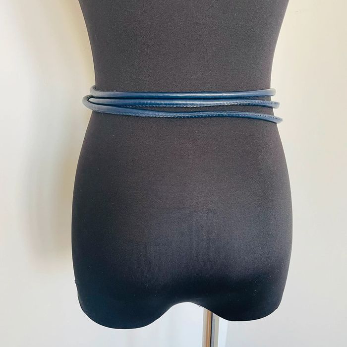 👍🏻 Ceinture. 220 cm. Ajustable. Bleu marine. Très bon état. - photo numéro 5