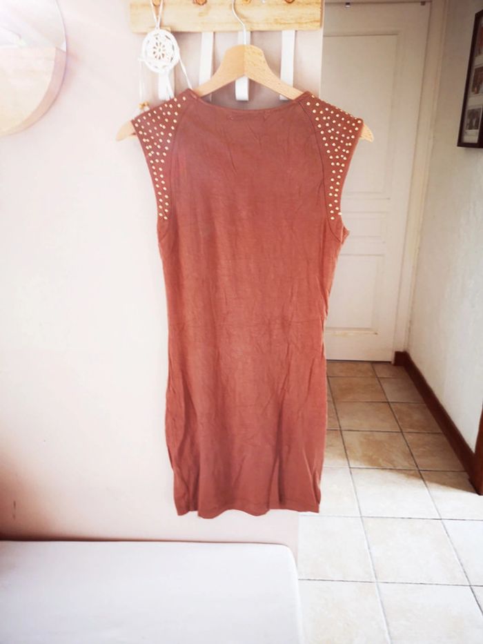 Robe ou tunique camel avec strass - photo numéro 2