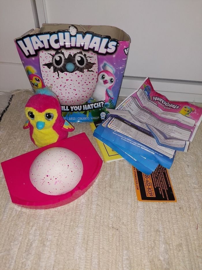 Peluche interactive robot Spin Master penguala Hatchimals - photo numéro 2