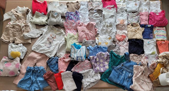 Lot vêtements fille 18 mois