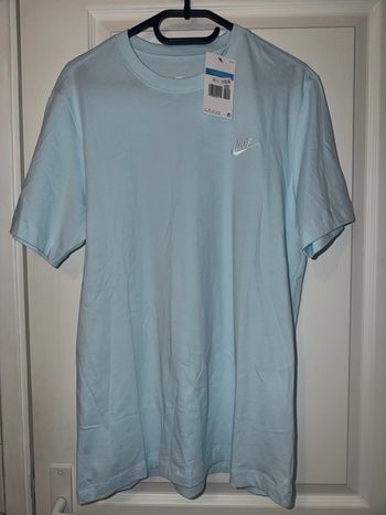 T-shirt homme bleu ciel Nike