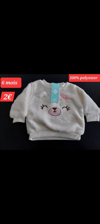 Pull blanc fille 6mois 