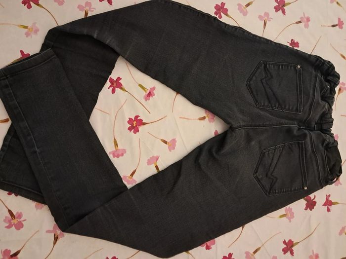 Lot 3 beaux pantalons jegging / jeans reglables dont 1 neuf 🏷 et 2 TBE - 10A - FPC, kiabi, Ikks - photo numéro 8