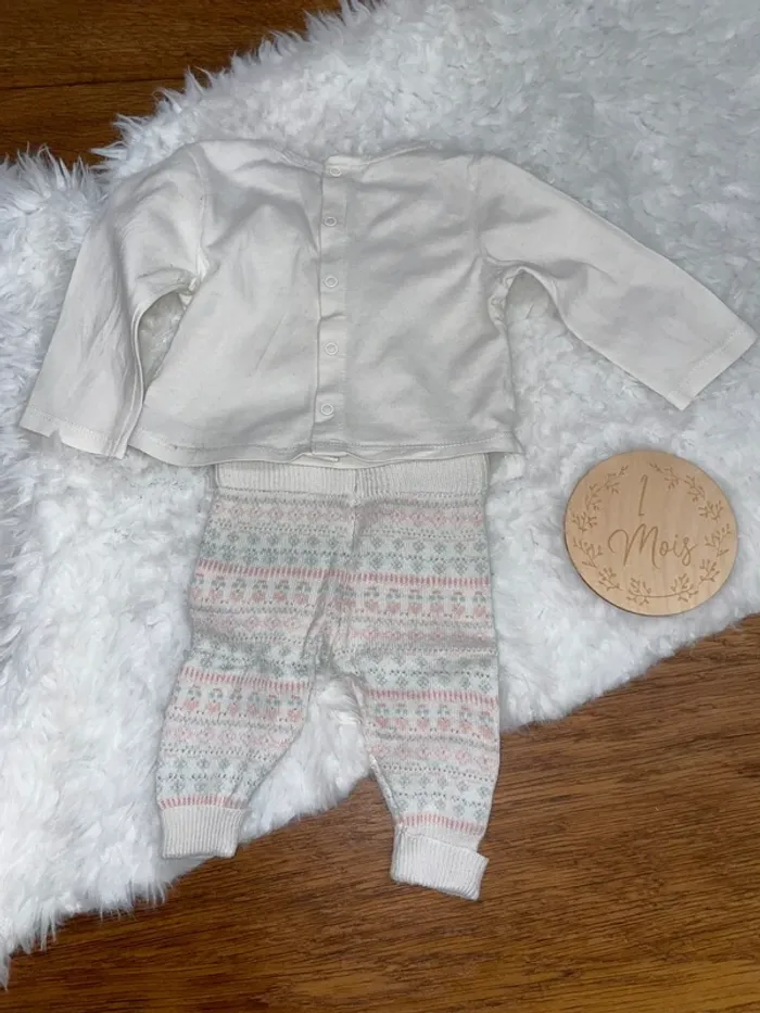 Ensemble bébé pantalon + teeshirt manches longues - photo numéro 2