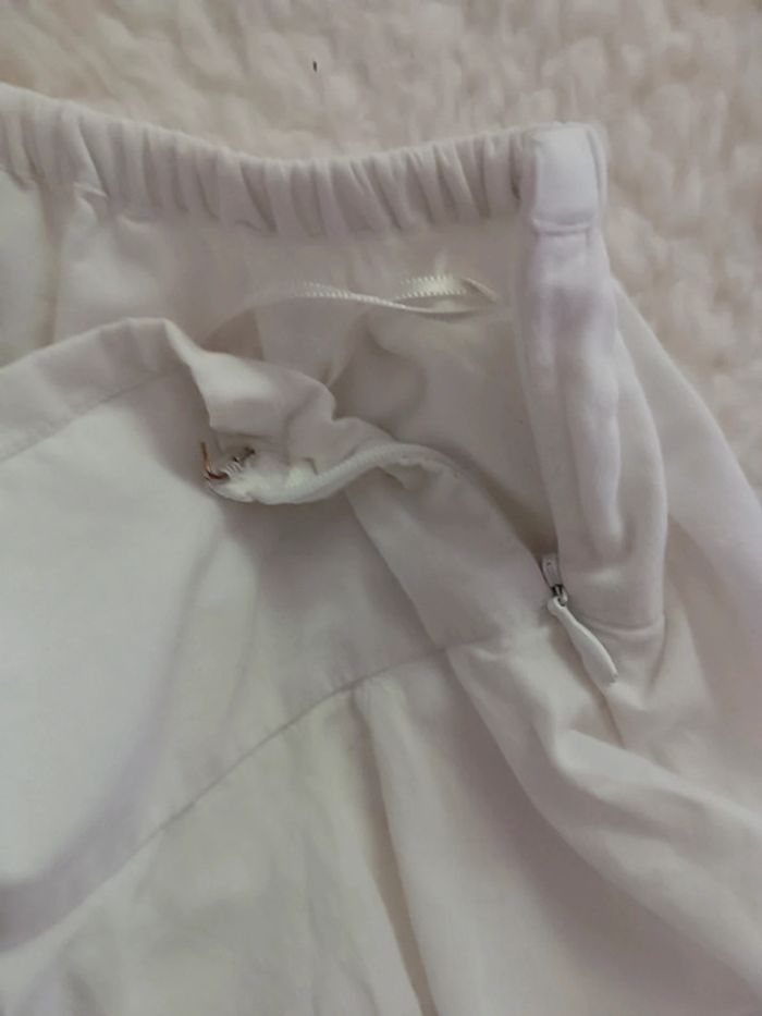 Jupe à volants blanche 10 ans - photo numéro 3