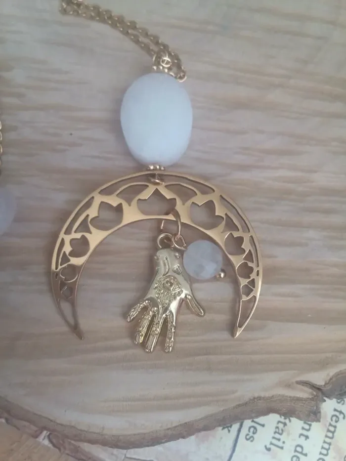 Collier protection en pierres naturelles - photo numéro 3