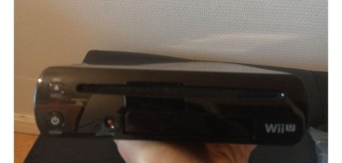 Console Nintendo Wii U édition limitée Super Mario Maker avec 3 jeux et figurines - photo numéro 9