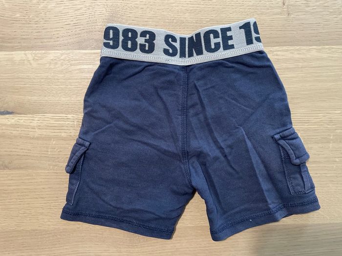 Short bleu avec élastique à la taille Z 24 mois 86cm - photo numéro 2