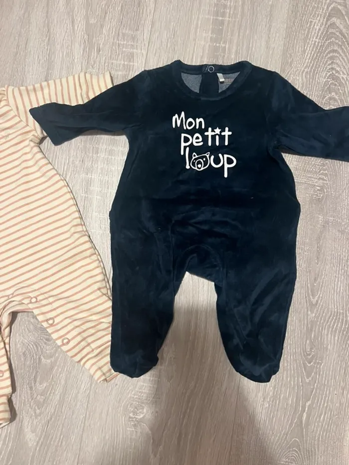 Lot de 3 pyjamas 1 mois - photo numéro 4