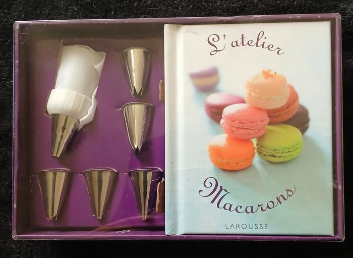 Atelier de macaron larousse