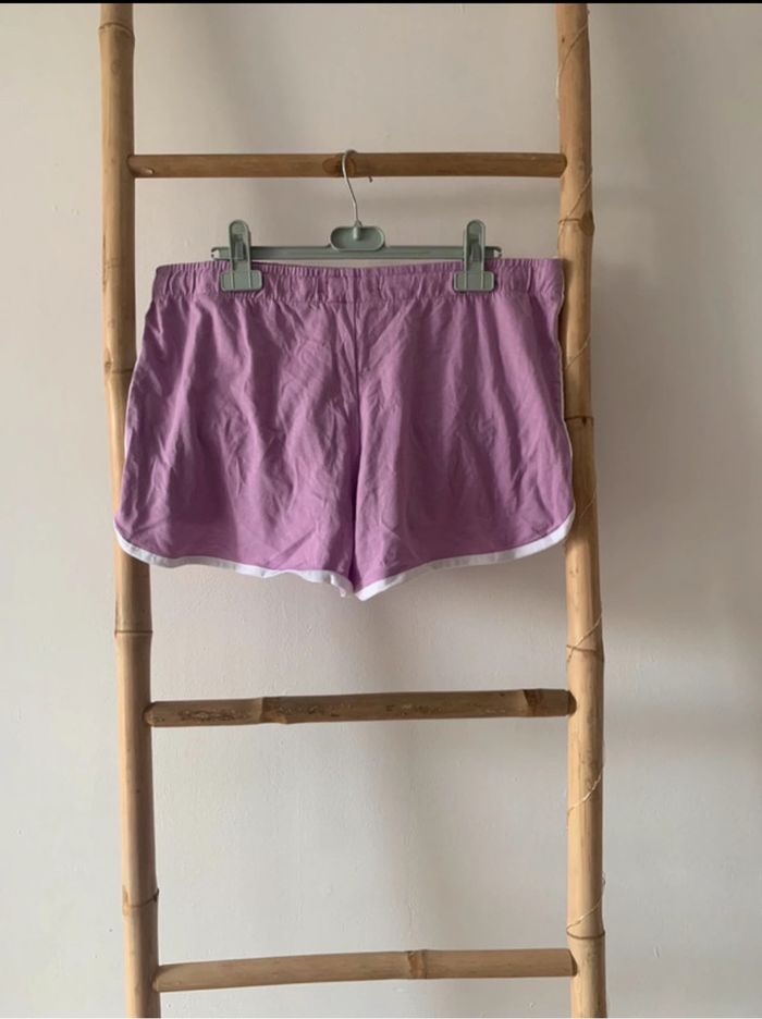 Short violet - photo numéro 2