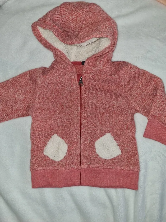 Gilet à capuche taille 9 mois 69-72 cm