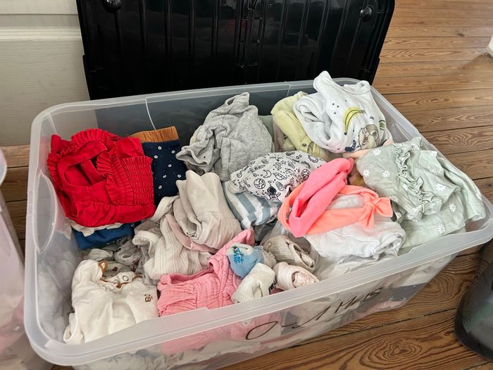 Gros lot vêtements fille de naissance à 12mois - photo numéro 3