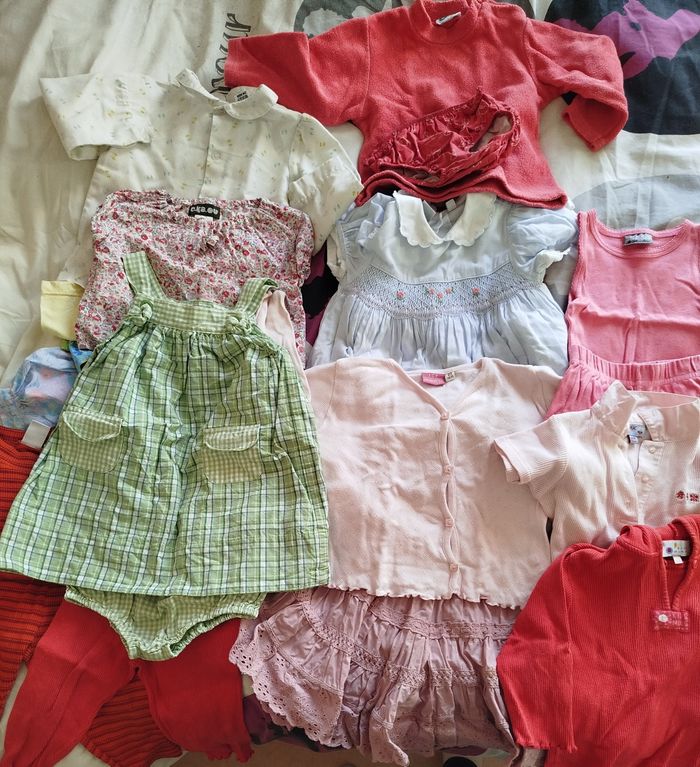 Lot vêtements 2 ans 20 pièces