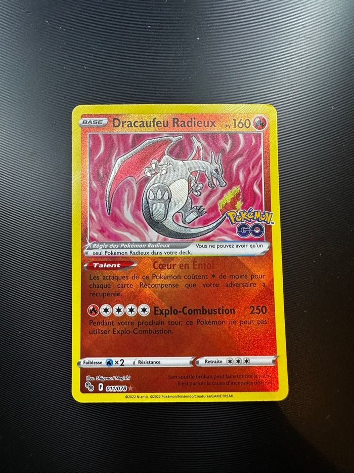 Dracaufeu Radieux Pokémon Go - photo numéro 2