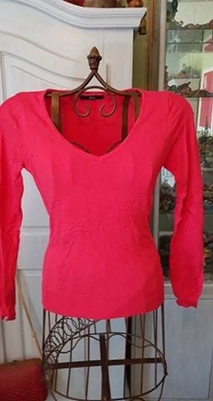 Pull rose/rouge taille M