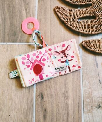 🦌Jeu d'éveil - Livre d'éveil en tissu /peluche Stella le Faon - marque Lilliputiens