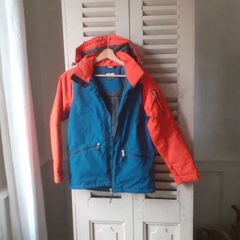 Veste de ski 12 ans marque 8848 altitude