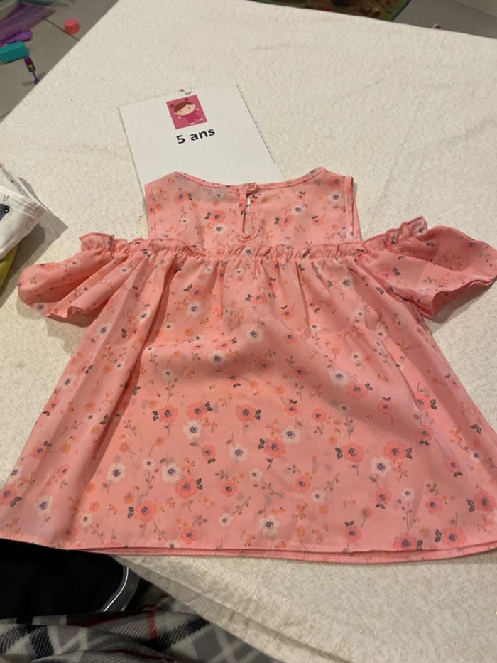 Blouse primark 5-6 ans neuve - photo numéro 5