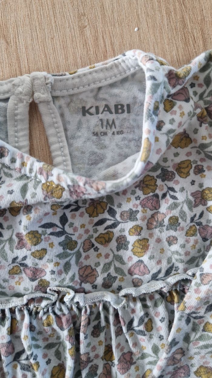 Ensemble bébé fille 1 mois - photo numéro 4