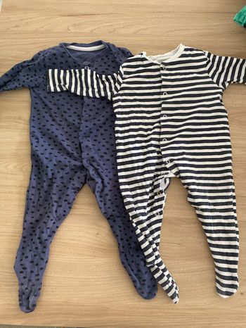 Lot pyjama 9/12 mois