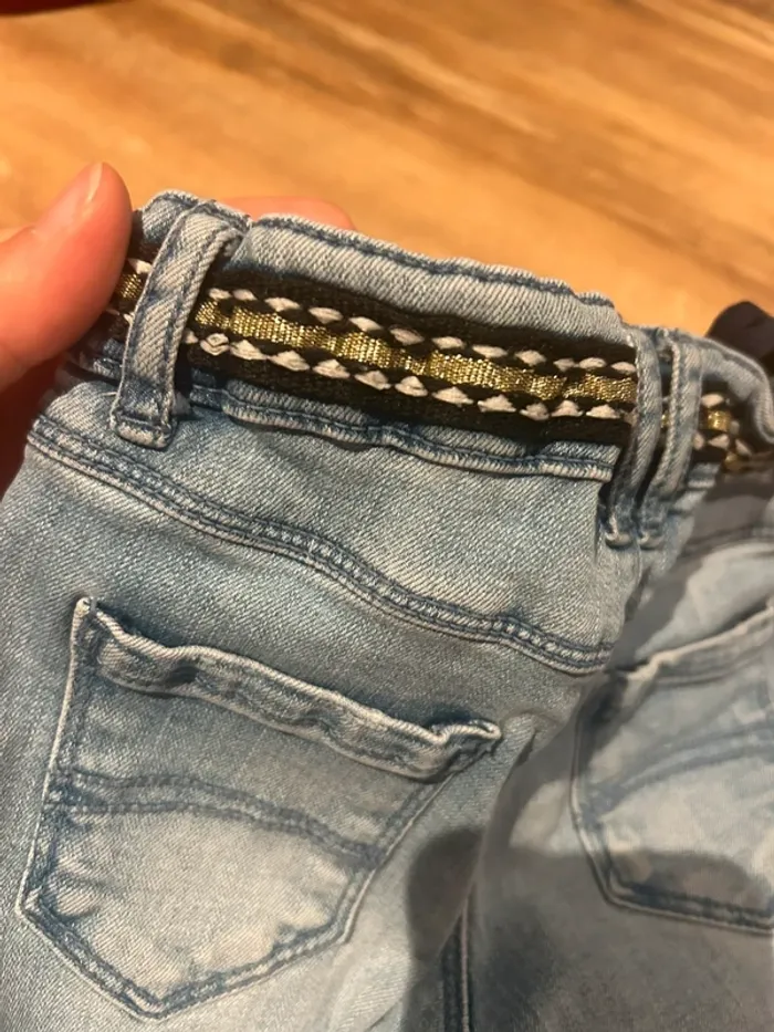 Jeans effet déchiré 3 ans - photo numéro 4