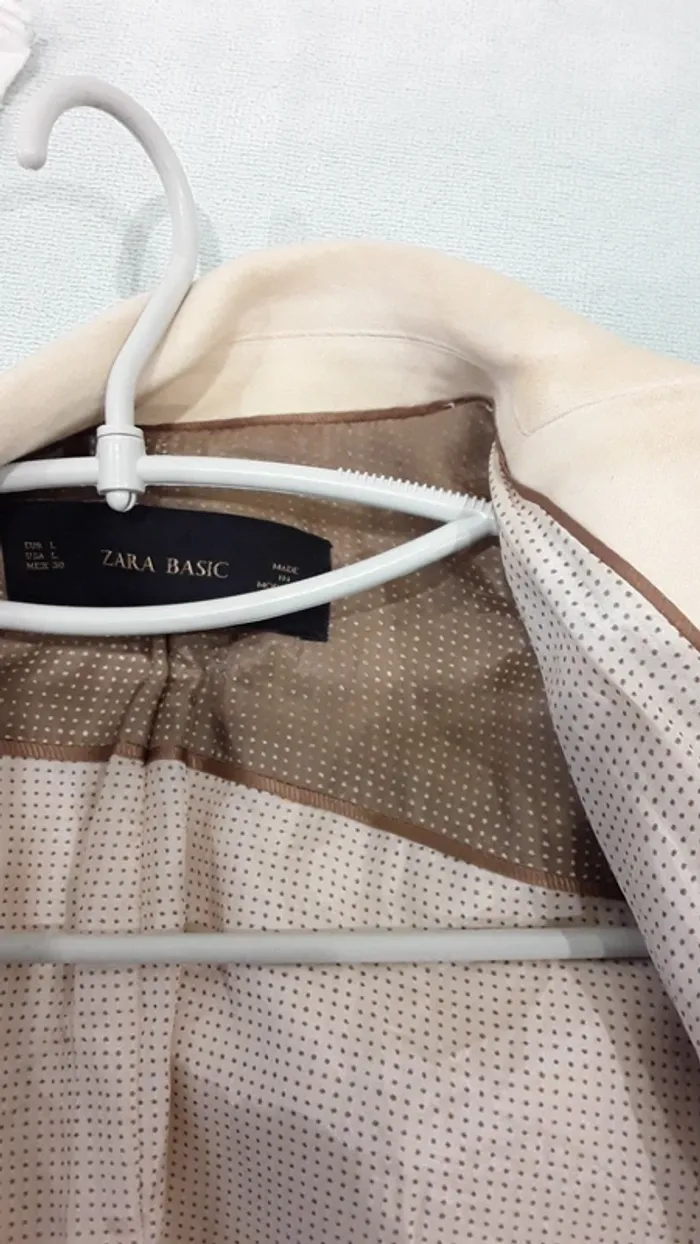 Veste zara ,taille L, mais plutôt correspond à un 38 - photo numéro 4