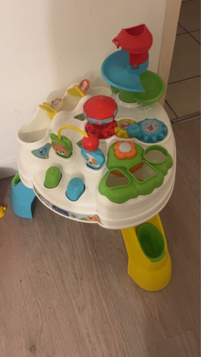 Table d’éveil - photo numéro 2