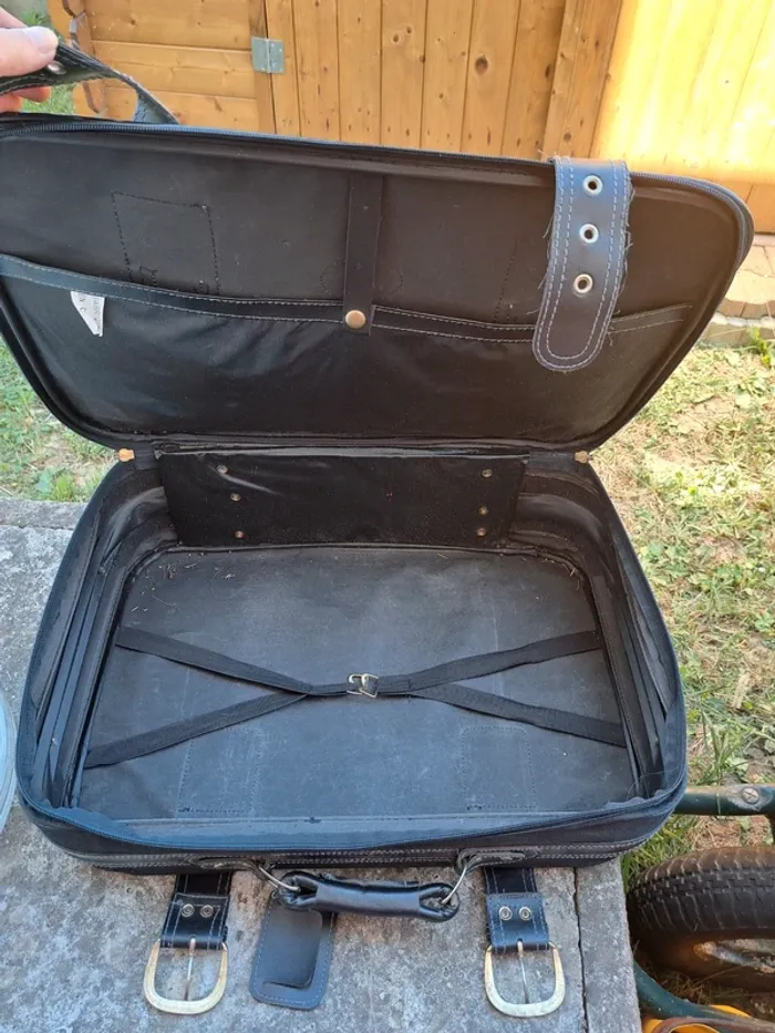 Ancienne valise - photo numéro 3