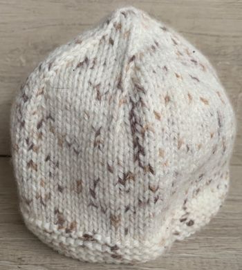 Bonnet au tricot 0-3 mois