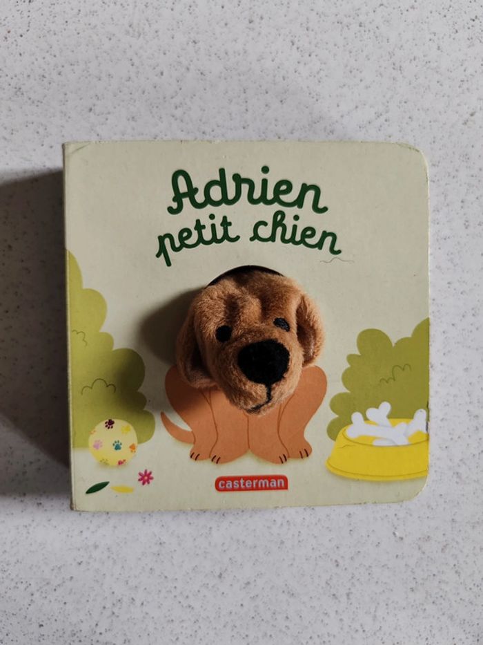 Livre Adrien petit chien