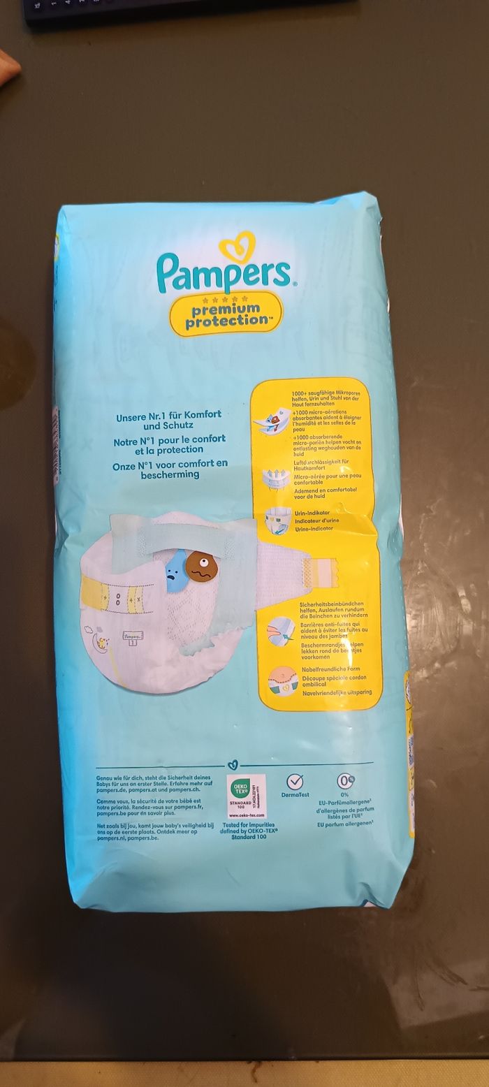 Couches Pampers - photo numéro 2