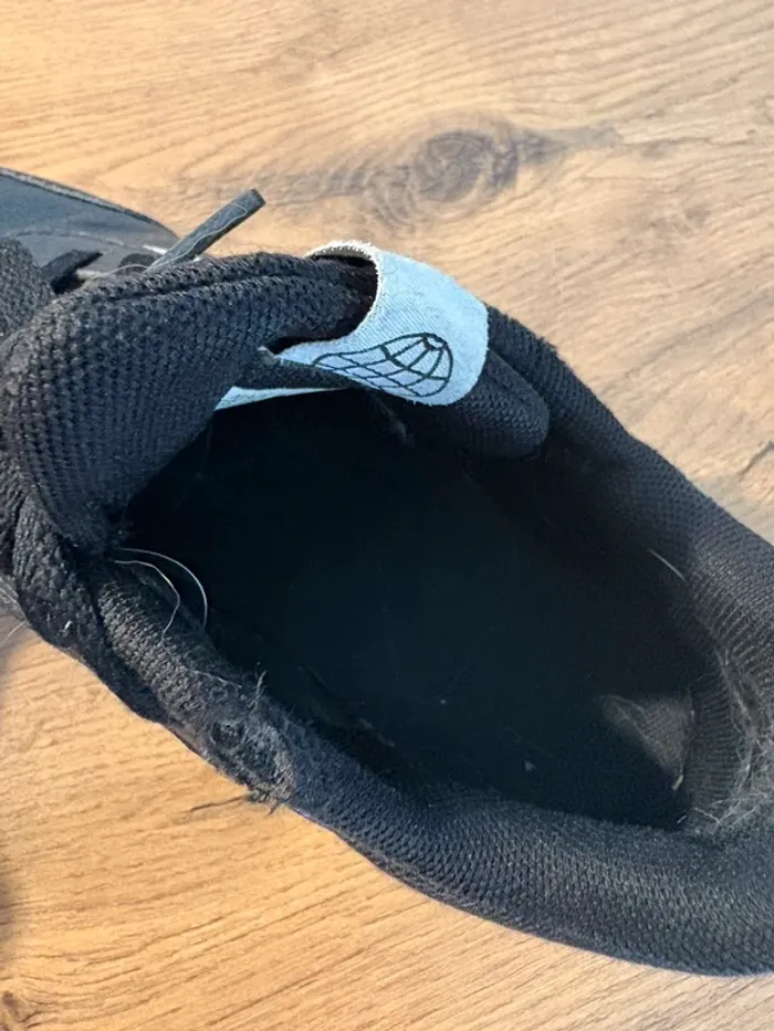 Chaussures adidas garçon 37,5 - photo numéro 3