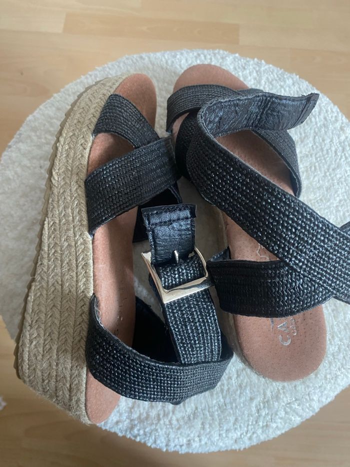 Chaussures cassis - photo numéro 1