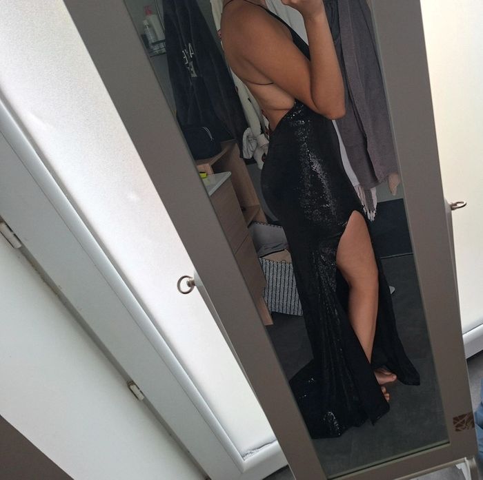 Robe de soirée longue dos nu sequin - photo numéro 8
