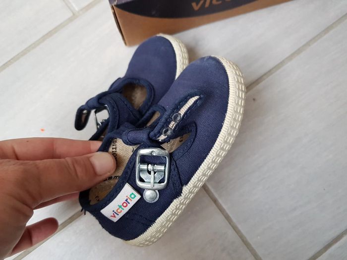 Chaussures victoria pointure 20 mixte