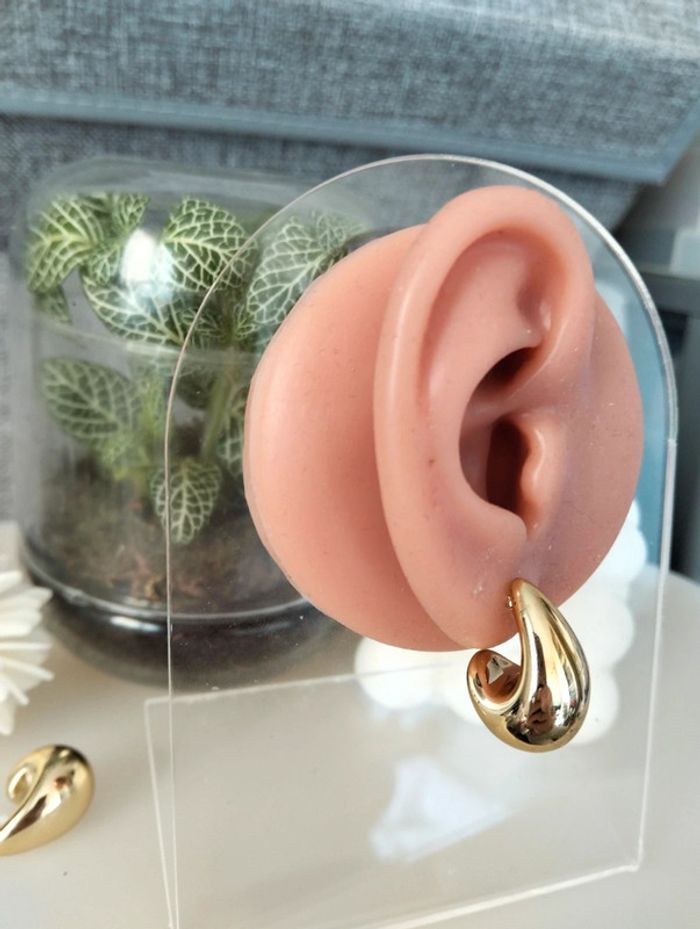 Paire de créole goutte dorée en acier inoxydable