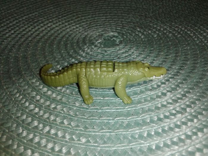 Figurine collection Natoons Kinder Surprise 2021