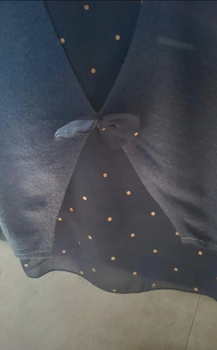 Pull  marque Petite Étoile 🌟 - photo numéro 4