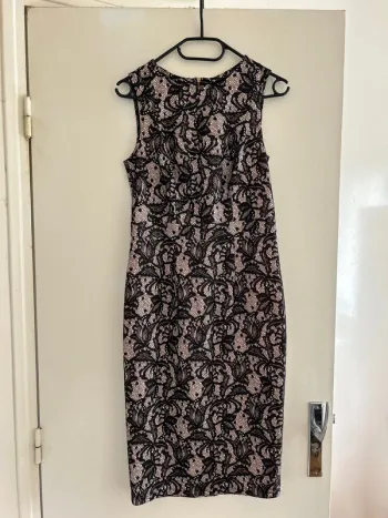 Robe fourreau