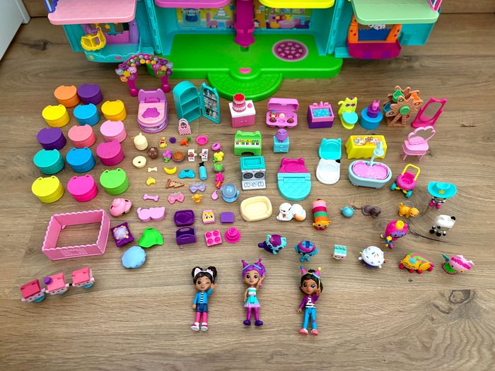 Gabby la maison magique plus accessoires valeur 250 euro - photo numéro 3