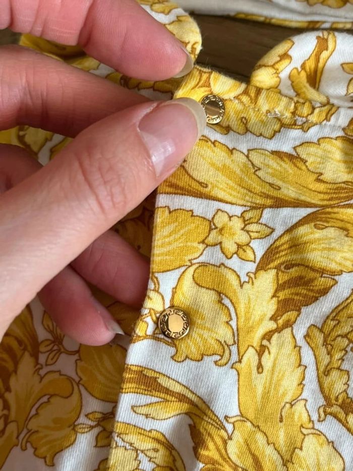 Ensemble pyjama et bonnet imprimé baroque Versace - photo numéro 4