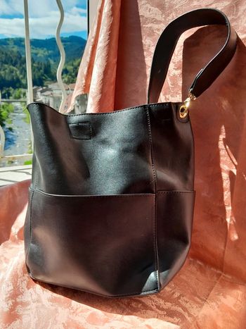 Sac fourre-tout simili cuir noir