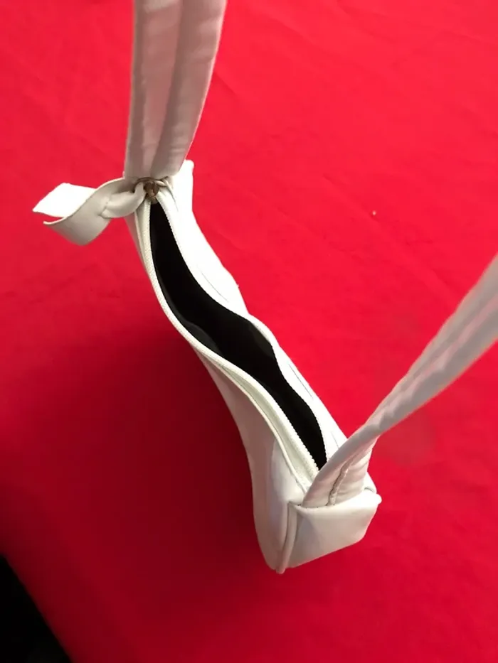 petit sac blanc - photo numéro 2