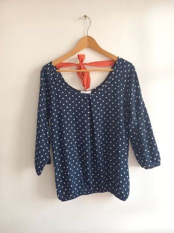 Blouse/haut à pois