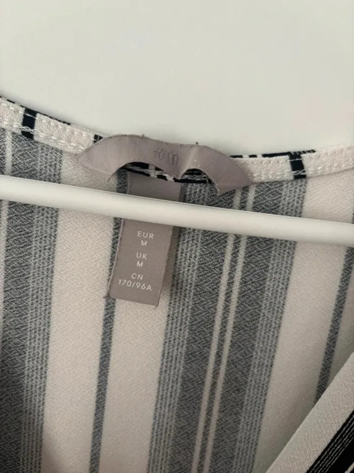 Robe à rayure H&M taille m - photo numéro 4