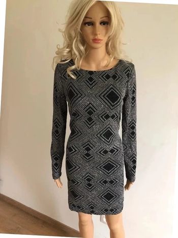 Robe noire et argentée pailletée neuve à manches longues Morgan taille 40 (valeur 60€)