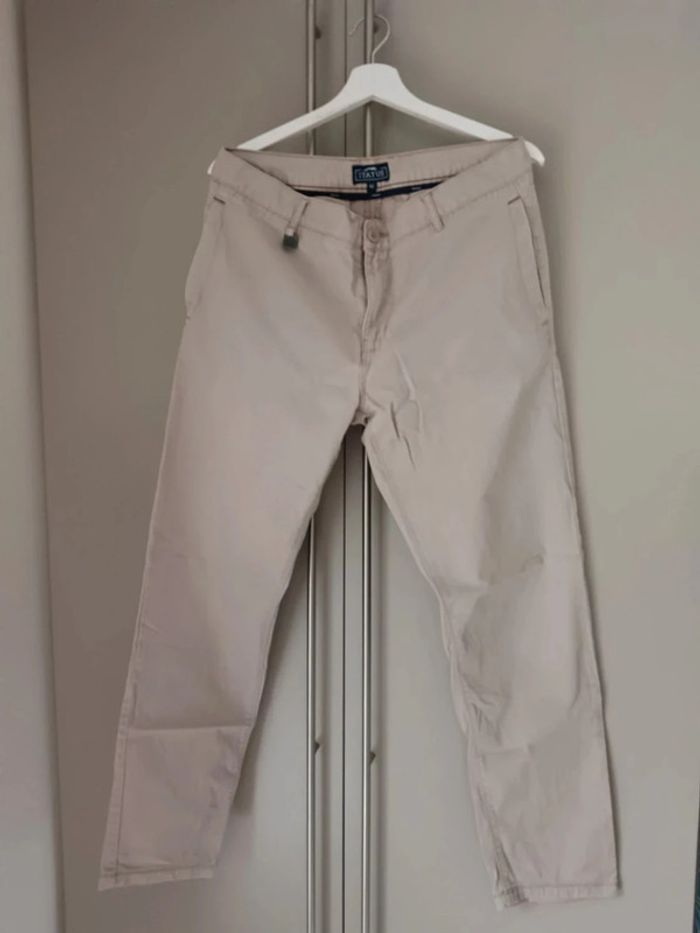 Pantalon chino Status 42
