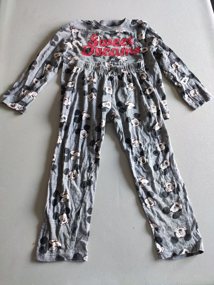 Pyjama léger gris mickey 6 ans