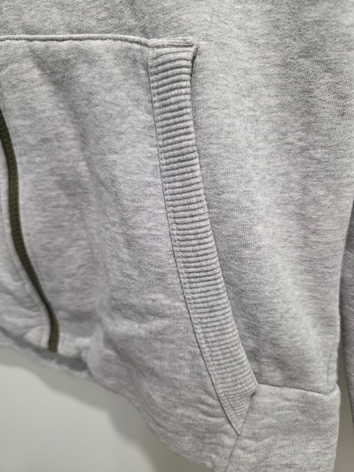 Veste Lacoste 🐊 à capuche taille XS 📏 - photo numéro 5